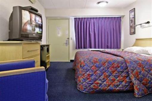фото отеля Red Roof Inn Framingham