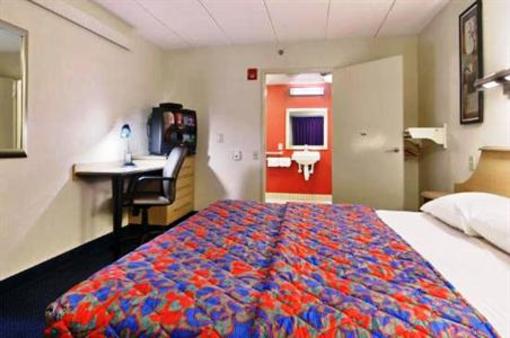 фото отеля Red Roof Inn Framingham