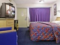 Red Roof Inn Framingham