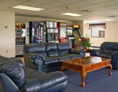 фото отеля Super 8 Motel Lowell Hebron (Indiana)
