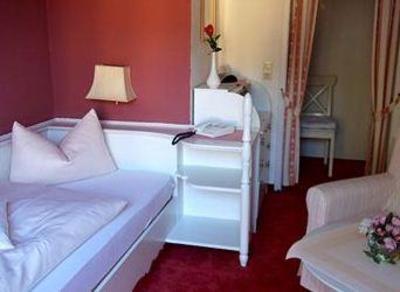 фото отеля Hotel-Pension Das Haus am Walde