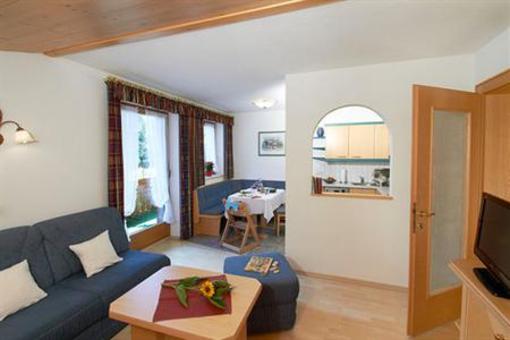 фото отеля Landhaus Karoline Apartments Leutasch