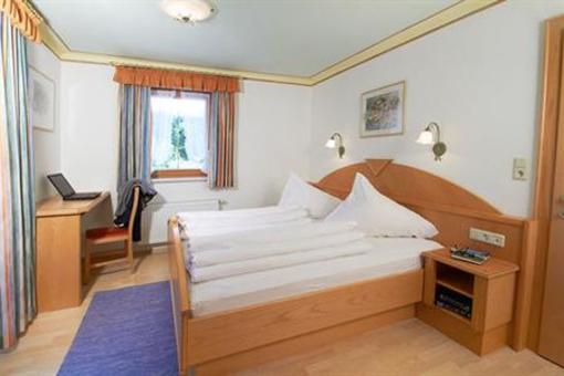 фото отеля Landhaus Karoline Apartments Leutasch