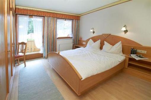 фото отеля Landhaus Karoline Apartments Leutasch