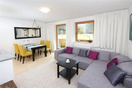 фото отеля Landhaus Karoline Apartments Leutasch