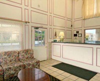 фото отеля Rodeway Inn & Suites Olathe