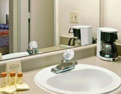 фото отеля Rodeway Inn & Suites Olathe