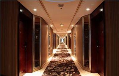 фото отеля Titan Central Park Hotel