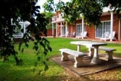 фото отеля Forresters Beach Resort
