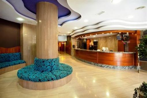 фото отеля Apartamentos Arago