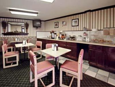 фото отеля Super 8 Motel Athens (Texas)