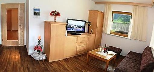 фото отеля Ferienwohnungen Kröll Apartments Mayrhofen