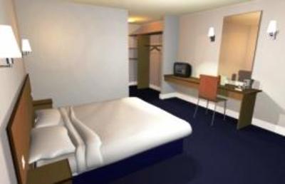 фото отеля Travelodge Birmingham Central Newhall Street