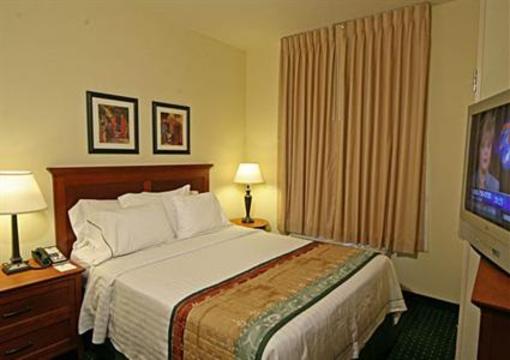 фото отеля TownePlace Suites Yuma