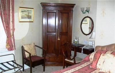 фото отеля Chapel House Bed & Breakfast Atherstone