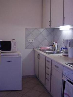 фото отеля Hold Apartmanok