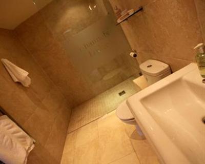 фото отеля Channels Lodge
