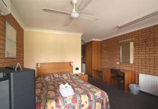 фото отеля Luhana Motel & Horse Stables