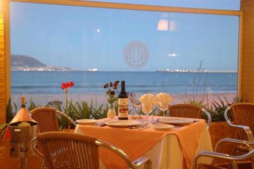 фото отеля Hostal Bahia Algeciras