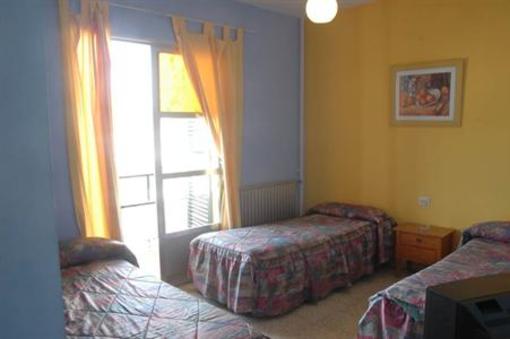 фото отеля Hostal Bahia Algeciras