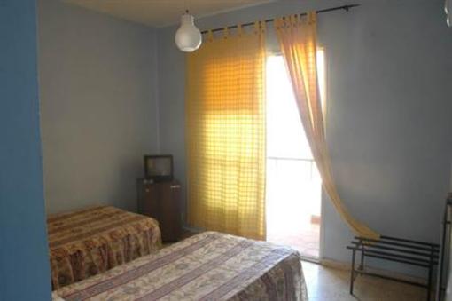фото отеля Hostal Bahia Algeciras
