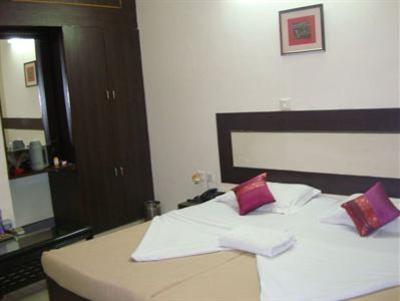 фото отеля Alpine Park Guesthouse Gurgaon