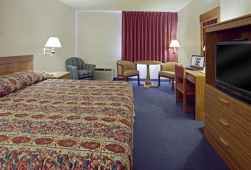 фото отеля Americas Best Value Inn New Stanton