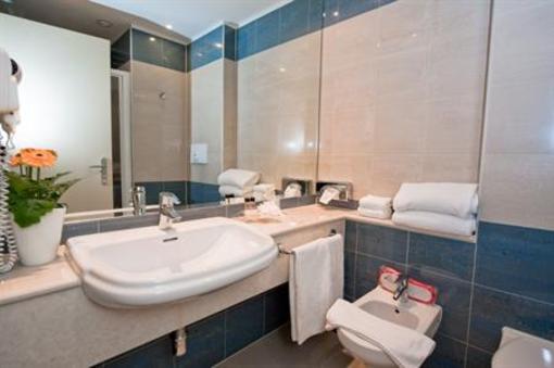 фото отеля Hotel Rivarolo Canavese