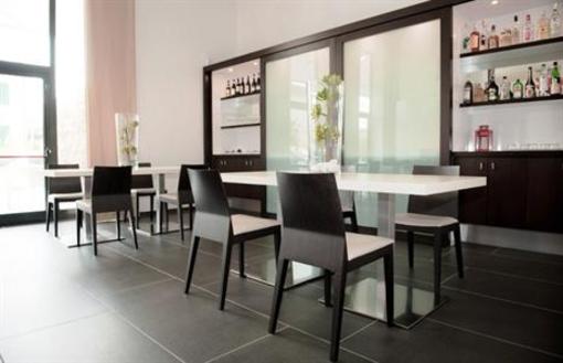 фото отеля Hotel Rivarolo Canavese