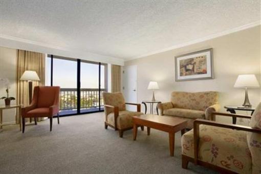фото отеля Hilton Ontario Airport