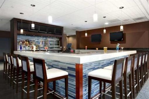 фото отеля Hilton Ontario Airport