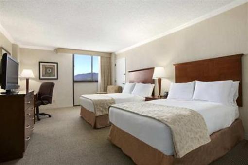 фото отеля Hilton Ontario Airport
