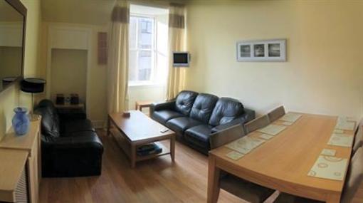 фото отеля Auld Reekie Parkside Apartment 2
