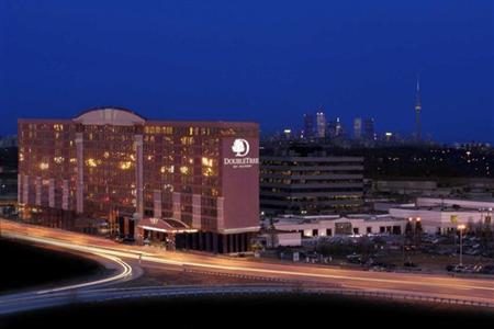 фото отеля DoubleTree by Hilton Toronto Airport