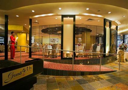 фото отеля DoubleTree by Hilton Toronto Airport