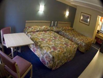 фото отеля Knights Inn Fort Myers