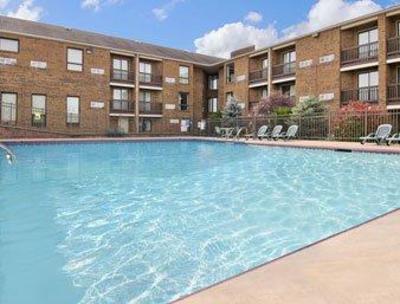 фото отеля Days Inn Harrodsburg