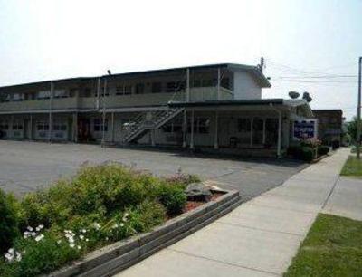 фото отеля Kalamazoo Knights Inn