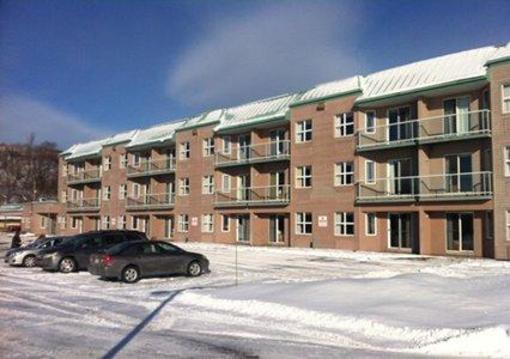 фото отеля Quality Suites Sainte Anne de Beaupre