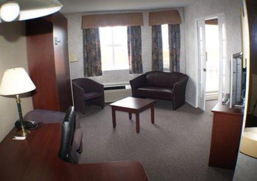 фото отеля Quality Suites Sainte Anne de Beaupre