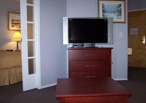фото отеля Quality Suites Sainte Anne de Beaupre