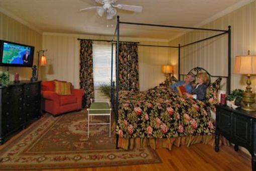 фото отеля Village Inn of Blowing Rock