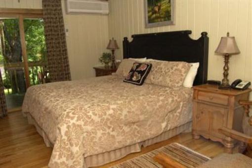 фото отеля Village Inn of Blowing Rock