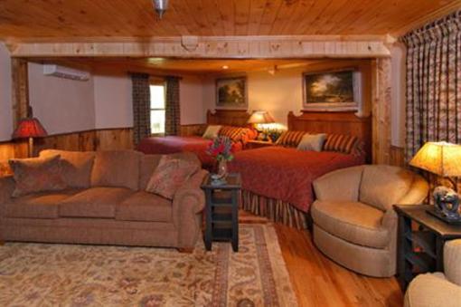 фото отеля Village Inn of Blowing Rock