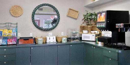 фото отеля Guesthouse International Inn Ellenton