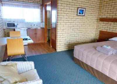 фото отеля Coastal Comfort Motel