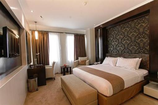 фото отеля Hotel Dafam Pekalongan