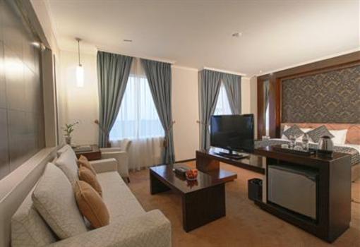 фото отеля Hotel Dafam Pekalongan