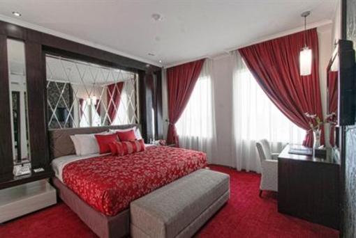 фото отеля Hotel Dafam Pekalongan
