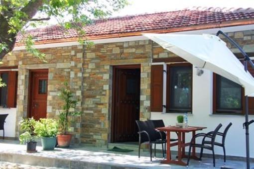 фото отеля Platanofylla Studios & Apartments Kala Nera (Milies)